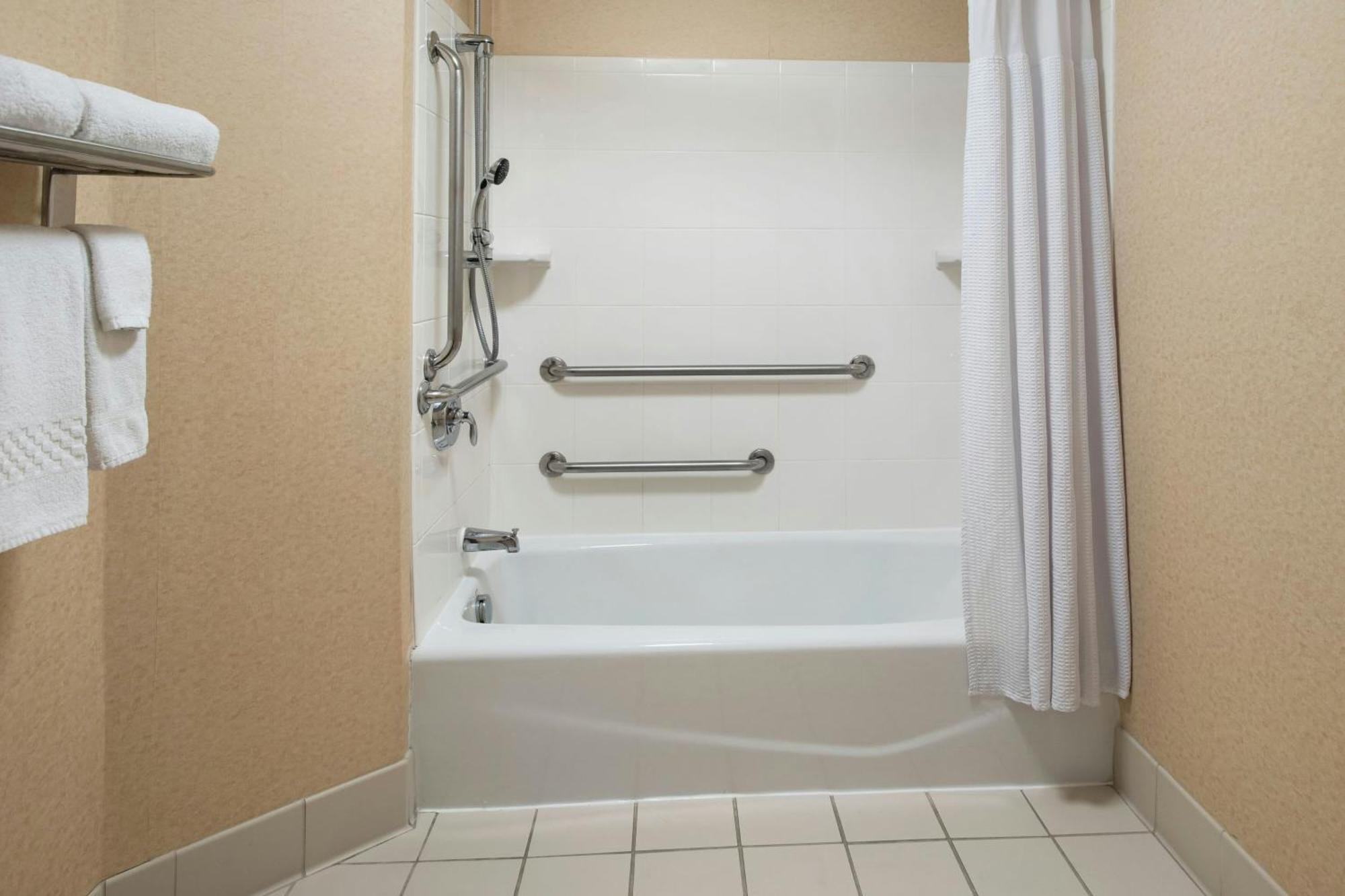 Springhill Suites By Marriott Albany Latham-Colonie Екстер'єр фото